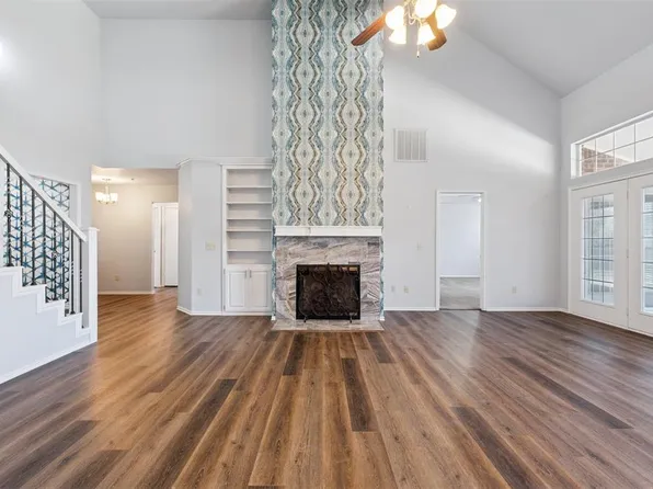11937 N Mustang Rd, Yukon, OK 73099