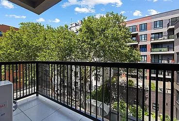 Rented by Living New York