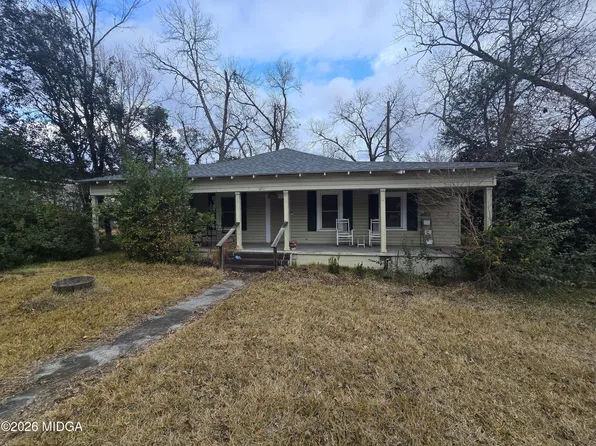 1070 Borum St, Unadilla, GA 31091