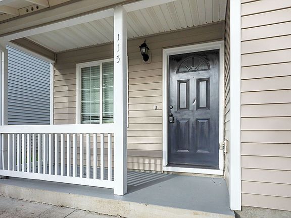 3rd image of 115 SE 129th Ave