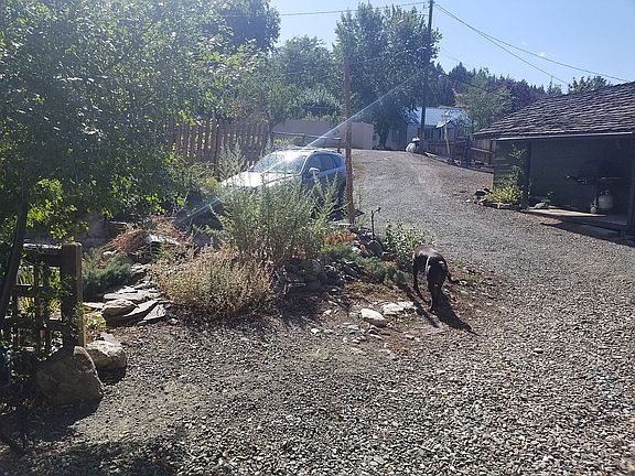 Rear access and parking 