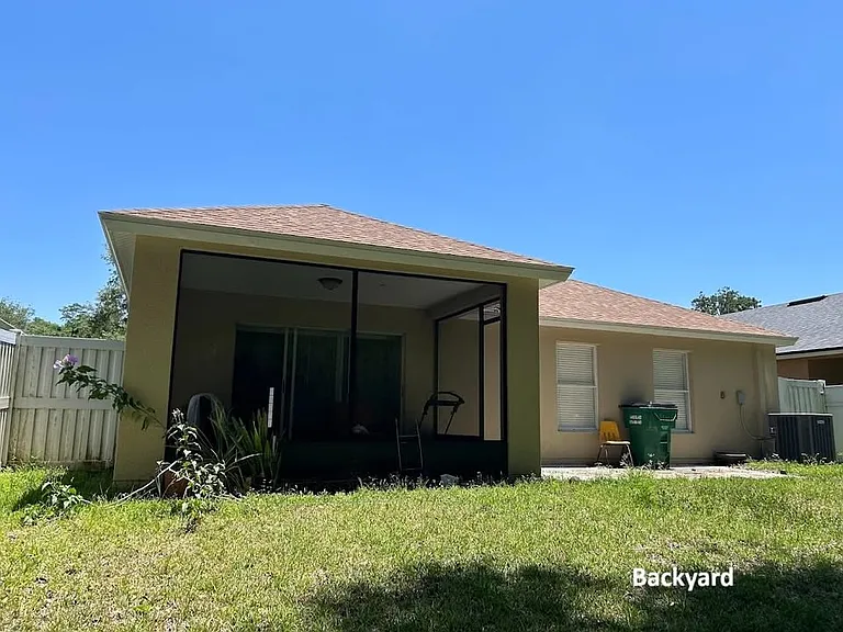 5023 Quadrangle Ct — Photo 27
