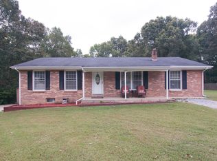 1009 Twin Oaks Dr, White Bluff, TN 37187