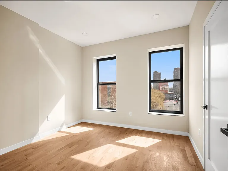 1966 3rd Ave #201 — Photo 5