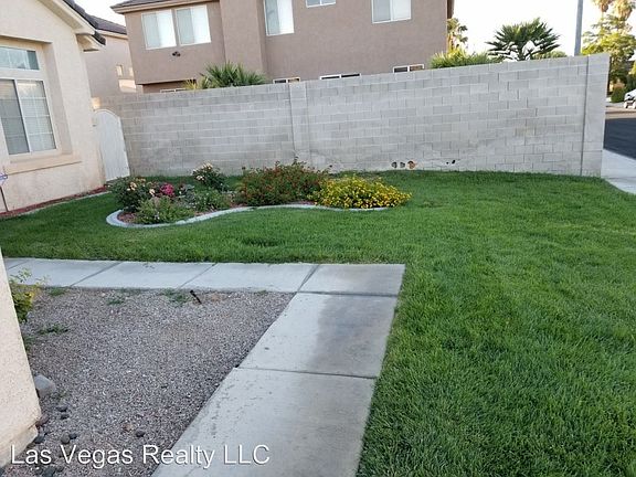 2nd image of 5417 Goldbrush St