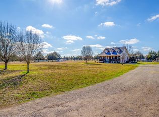 25 Troxtell Ln, Van Alstyne, TX 75495