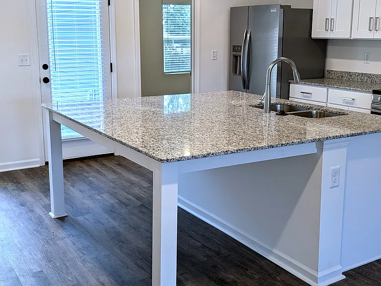 1109 Downy Dr — Photo 3