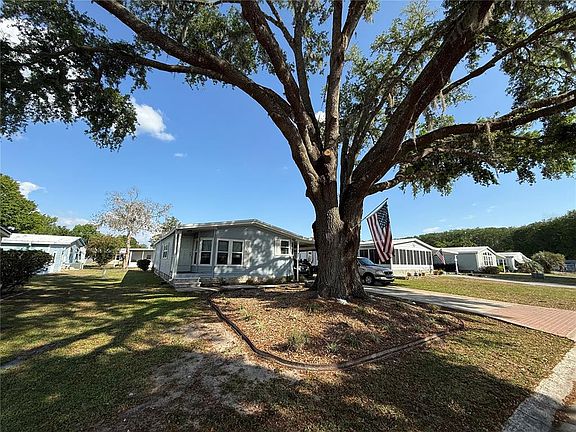 2nd image of 807 Oak Blvd
