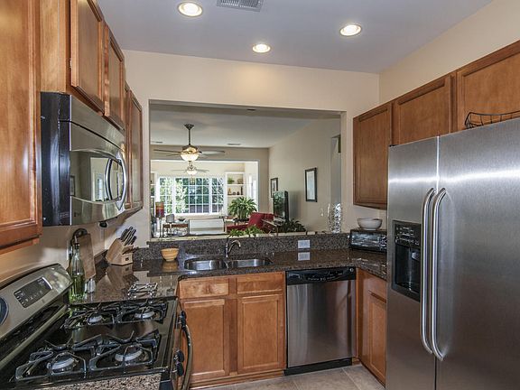 5th image of 113 Sea Lavender Ln