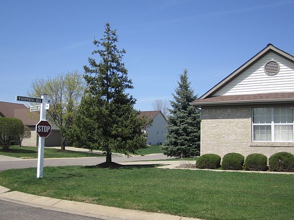 2nd image of 302 Winding Brk #1