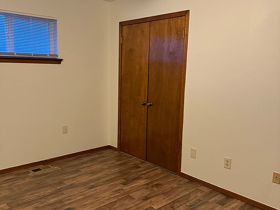 4th image of 12 Adams Ave NE APT B