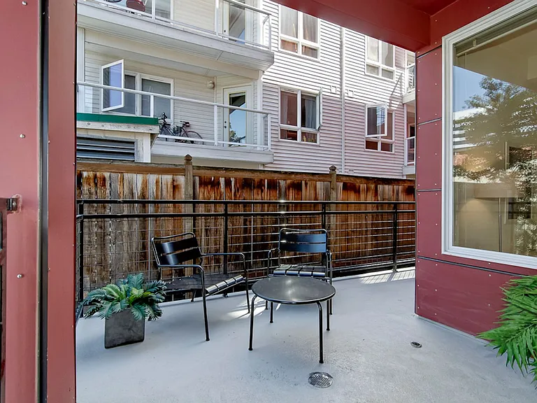 1623 Bellevue Ave — Photo 26