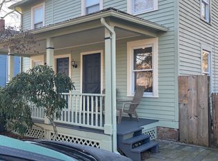 13 Lane St APT 2, Kent, CT 06757