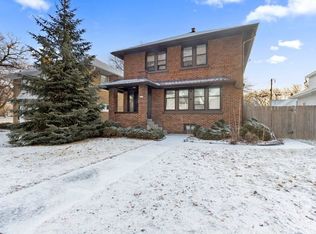 2870 N Grant Blvd, Milwaukee, WI 53210