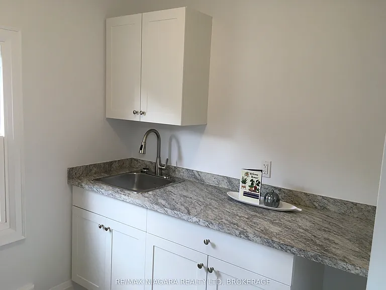 163 Welland Ave #REAR — Photo 28