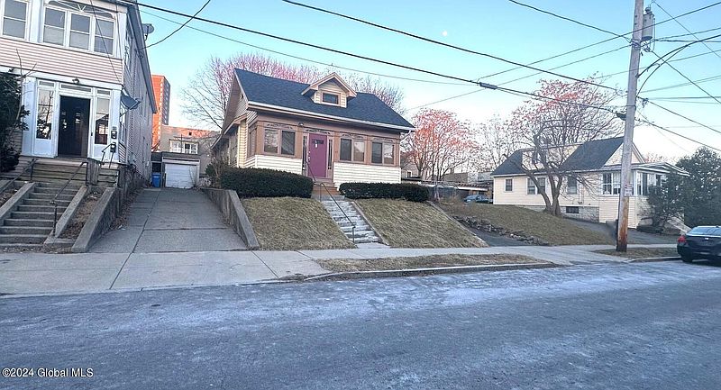 4th image of 59 Benson Street