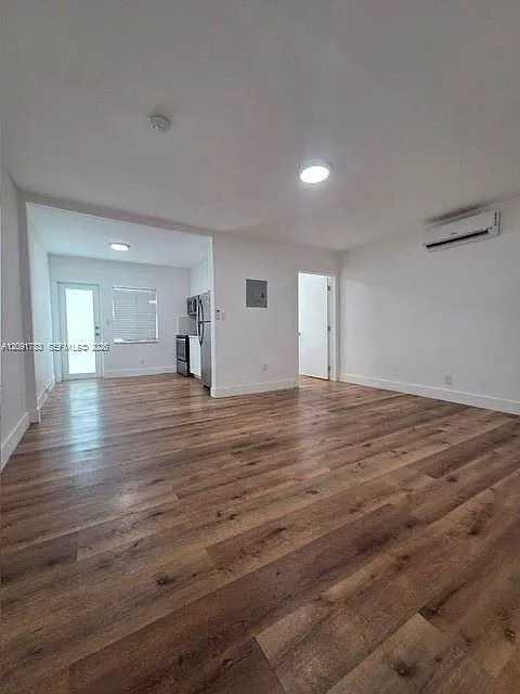 Lawrence Estates Land Cos — Photo 3
