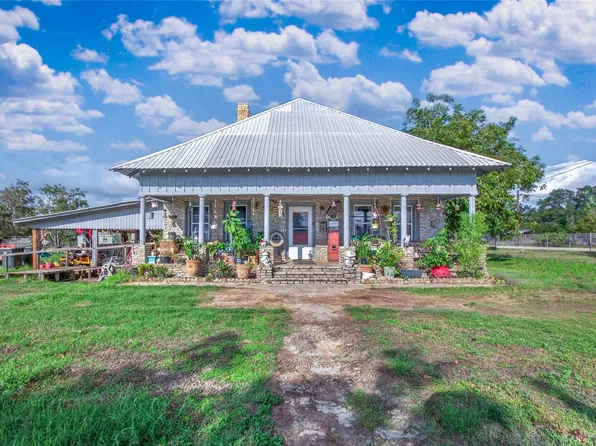 7866 County Road 404, Spicewood, TX 78669