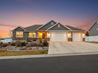 9913 N Outlook Way, Eagle Mountain, UT 84005