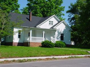 205 Cave St, Horse Cave, KY 42749