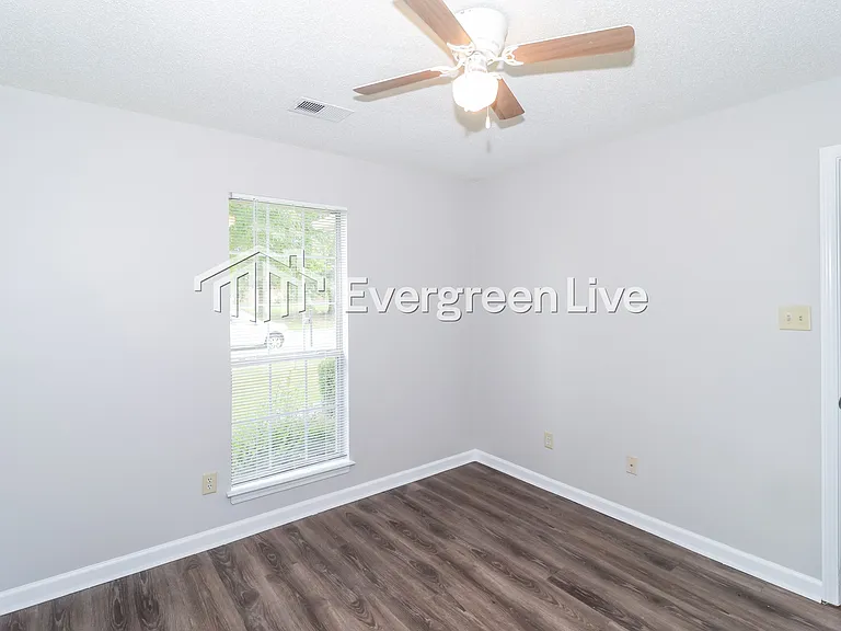 25 Spring Valley Dr — Photo 18