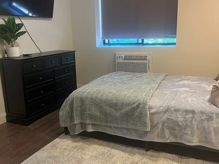 141-16 84th Dr #2D — Photo 6