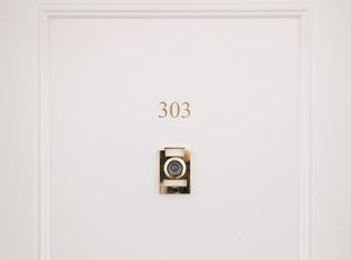 2804 S Moreland Blvd APT 303, Cleveland, OH 44120