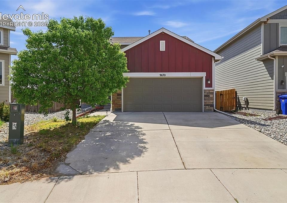 1st image of 9670 Silver Stirrup Dr