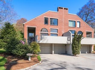 3 Catlin Rd #3, Brookline, MA 02445