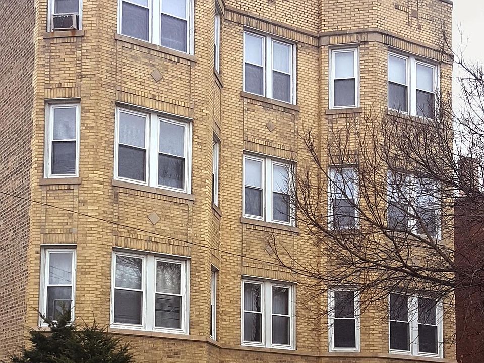 1st image of 2109 N Mozart St APT 3