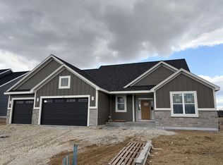 503 Talbot's Woods DRIVE #Lt36, Dousman, WI