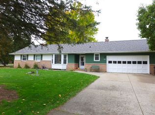 750 Arbor Vitae Dr, Lansing, MI 48917