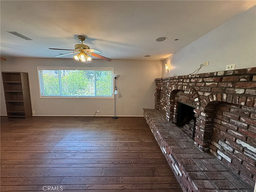 6 bed, 2713 sqft, $5,000 — Photo 4