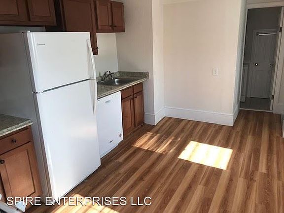 2nd image of 62 Lowell St #3