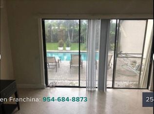 552 Deer Creek Wildwood Ln E, Deerfield Beach, FL 33442