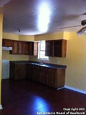 2nd image of 1534 Lennon Ave