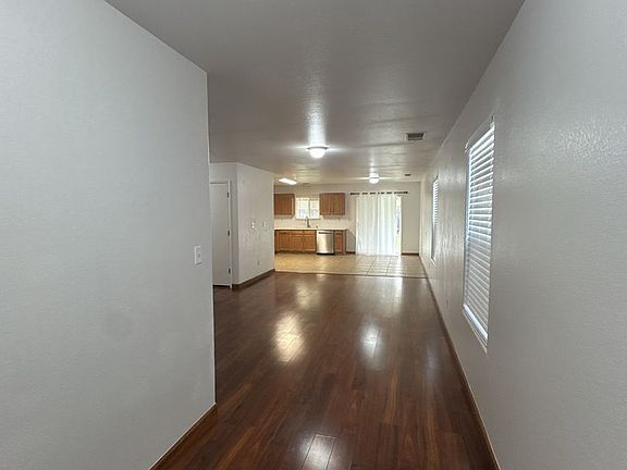 3rd image of 4225 S Cindy Ct