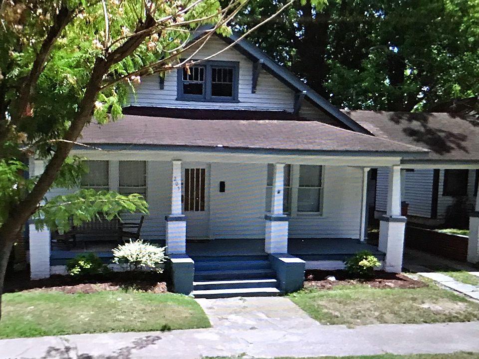 1st image of 205 S Summit St
