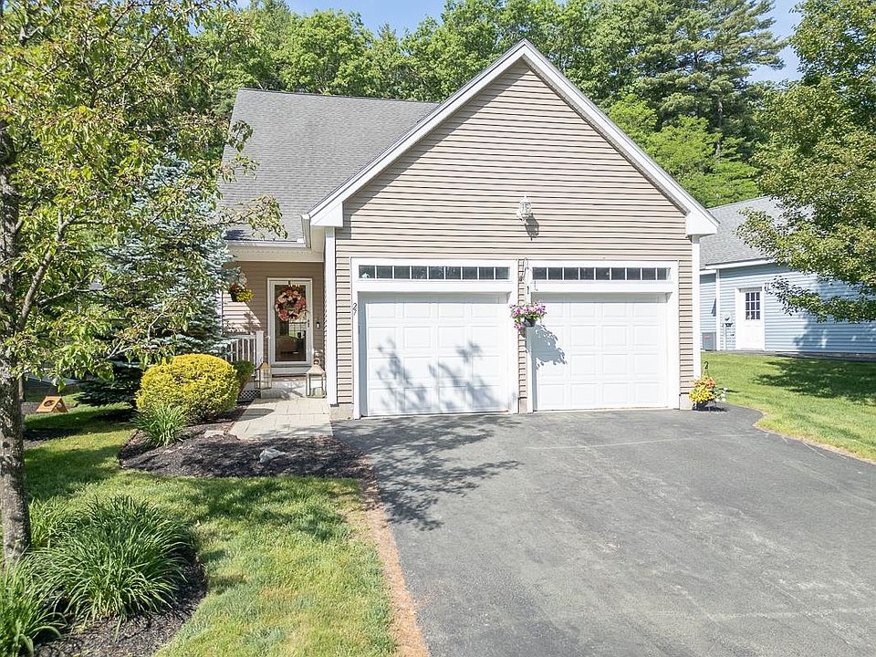 1st image of 27 Hollow Ridge Drive #12