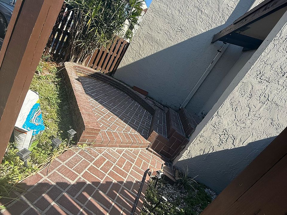 1st image of 10286 NW 9th Street Cir #1-204