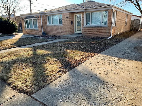 2nd image of 3404 Scott St