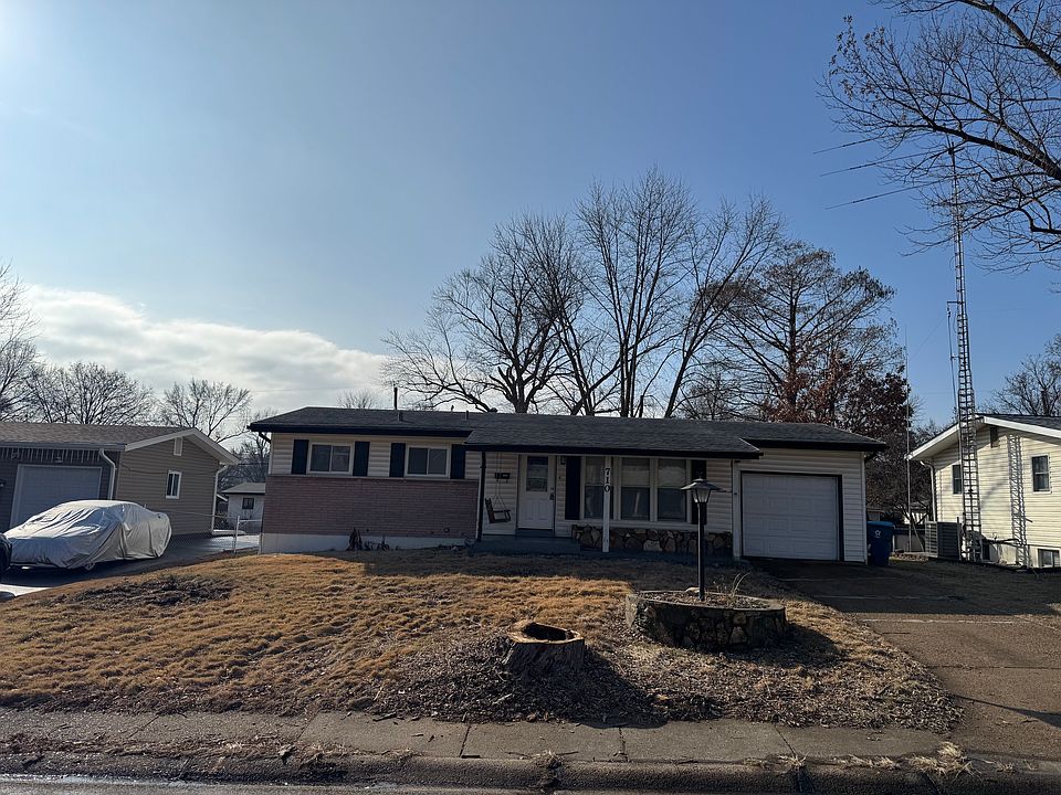 1st image of 710 Lynn Haven Ln