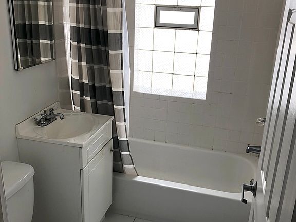 3rd image of 3078 N Elston Ave APT 3