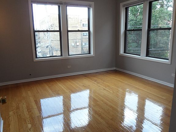 3rd image of 6823 N Ashland Blvd #3