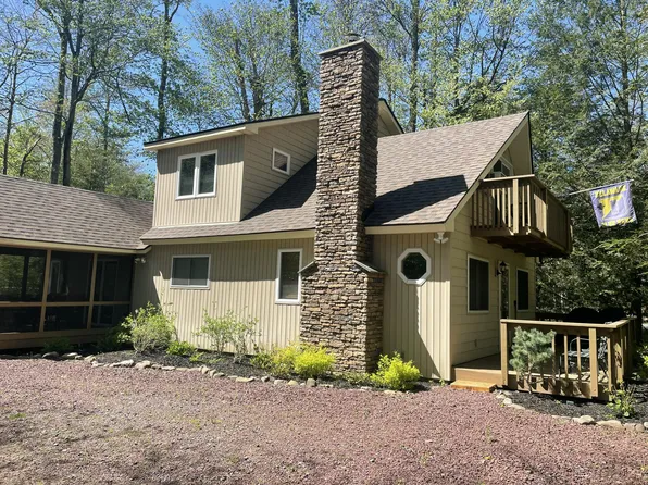 1515 Beech Spring Dr, Pocono Pines, PA 18350