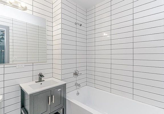 4th image of 1598 Eastern Pkwy #7D