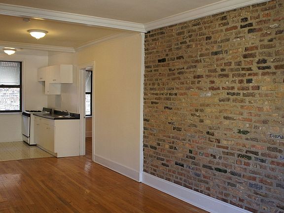 4th image of 2330-38 N Spaulding Ave #233251B