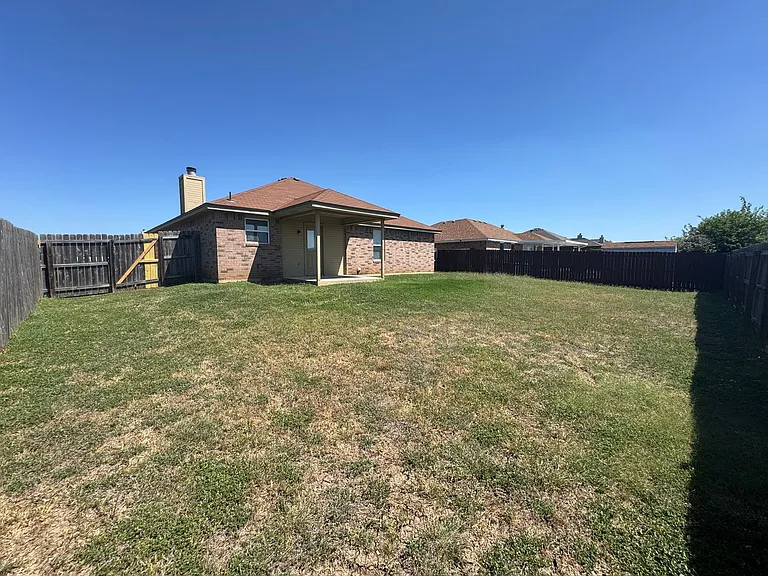 3807 Ida Dr — Photo 25