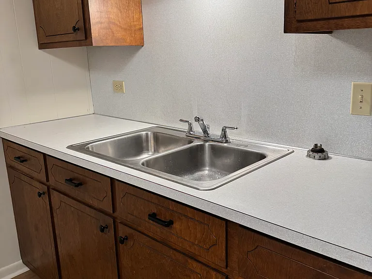 175 Saint Joseph St #1 & 2 — Photo 6