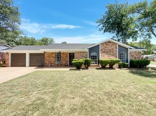 540 Gristmill Ln, Everman, TX 76140